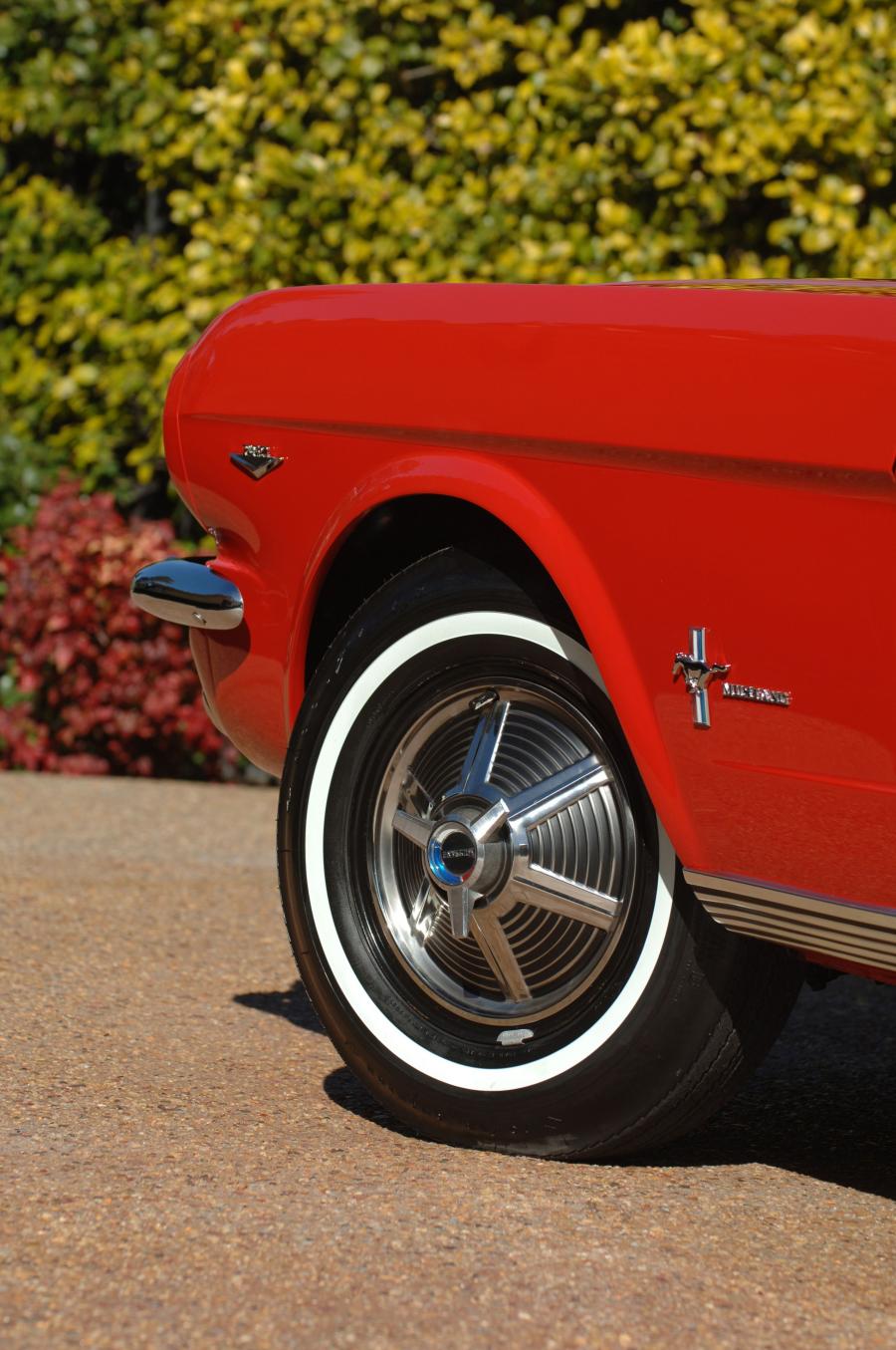  Ford Mustang Convertible 1964 года  (фото 9 из 27)